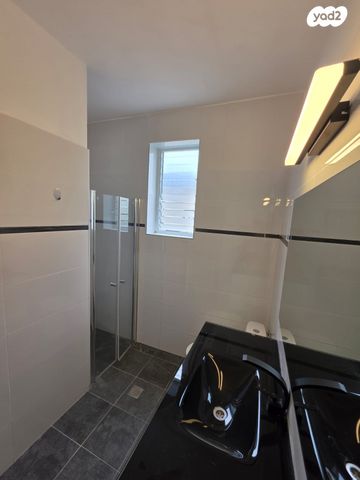 דירה, השיירות 5, קרית שלום, תל אביב יפו