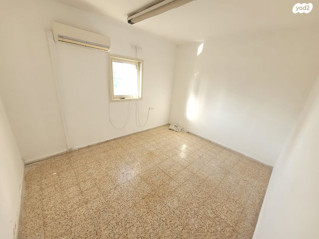 דירה, ידע עם, חרוזים, רמת גן