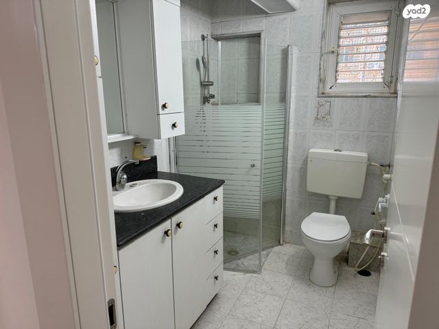 דירה, שדרות דגניה 49, קרית חיים מערבית, חיפה