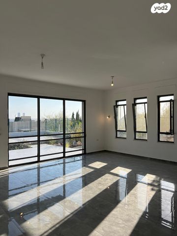 בית פרטי/ קוטג', הקוצר, קציר, קציר