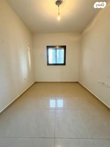 דירה, הרי הגלעד, בורסה, רמת גן