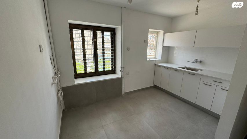 דירה, שדרות דגניה 49, קרית חיים מערבית, חיפה