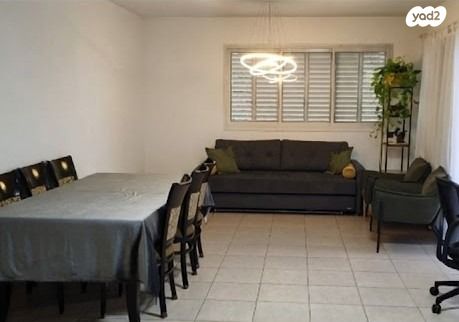 דירה, סירקין, כפר סבא