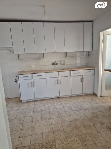 שדרות יעלים 74