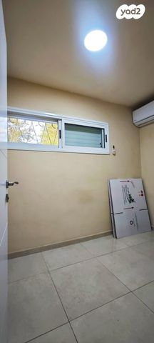 דירה, הרב הרצוג 11, רובע ב', אשדוד