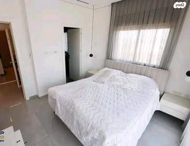 גג/ פנטהאוז, הדס, קרית אילון, חולון