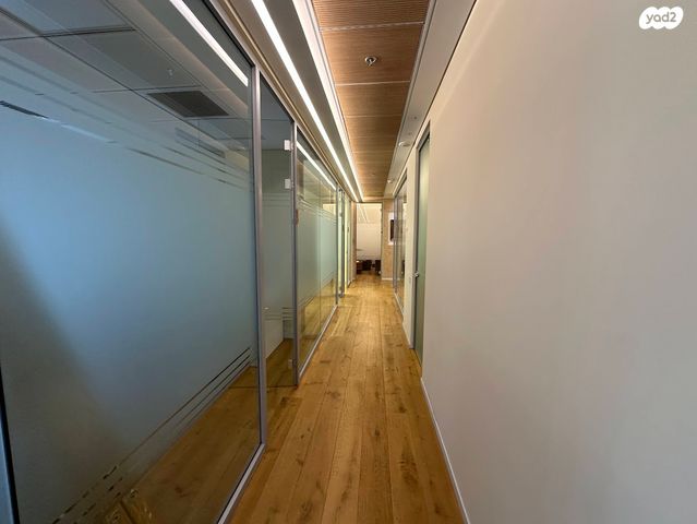 משרדים, אריאל שרון, סיטי, גבעתיים