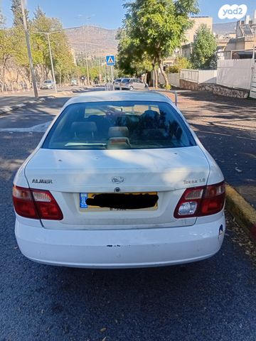 ניסאן אלמרה