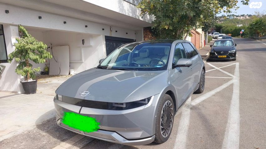 יונדאי איוניק 5