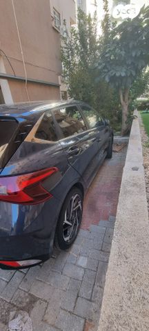 מודעת רכב יונדאי i20