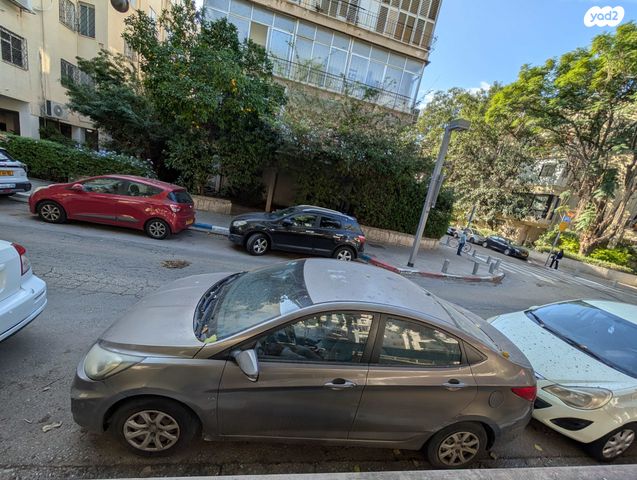 יונדאי אקסנט i25