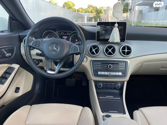 מרצדס-בנץ CLA