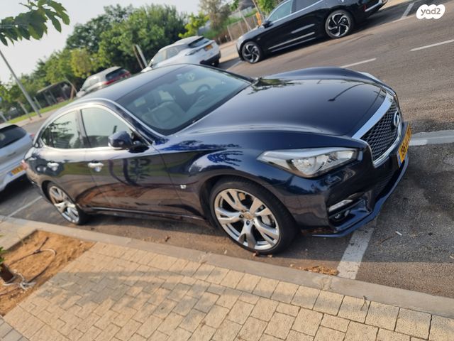 אינפיניטי Q70