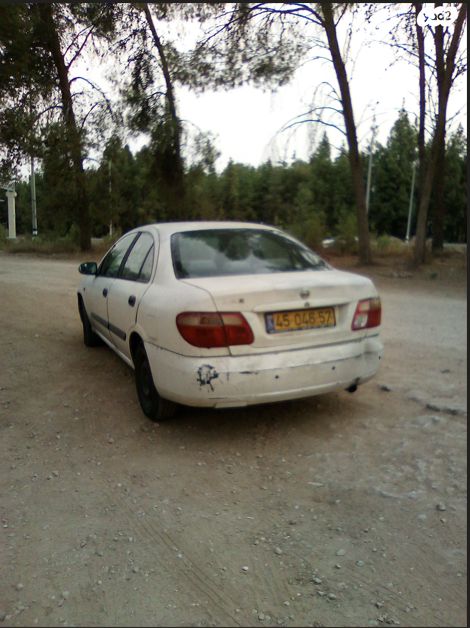 ניסאן אלמרה