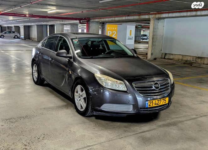 מודעת רכב אופל אינסיגניה