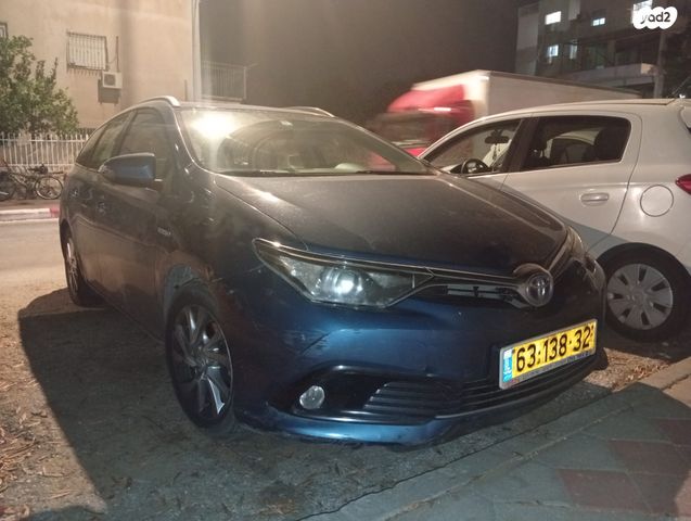 מודעת רכב טויוטה אוריס