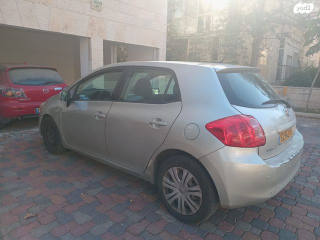 טויוטה אוריס