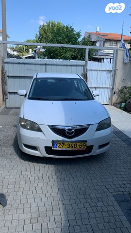 מודעת רכב מאזדה 3