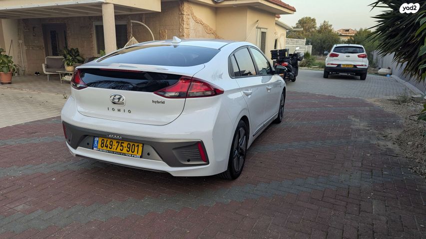 מודעת רכב יונדאי איוניק