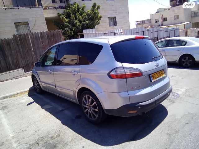 מודעת רכב פורד S-מקס