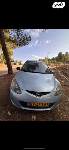 מודעת רכב מאזדה 2