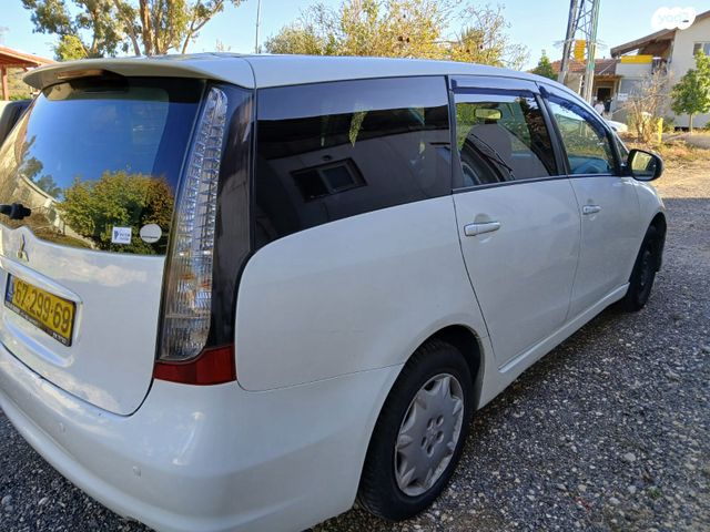 מיצובישי גרנדיס