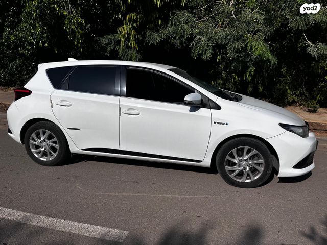 טויוטה אוריס