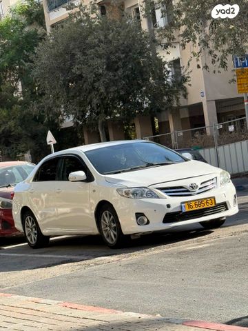 טויוטה קורולה