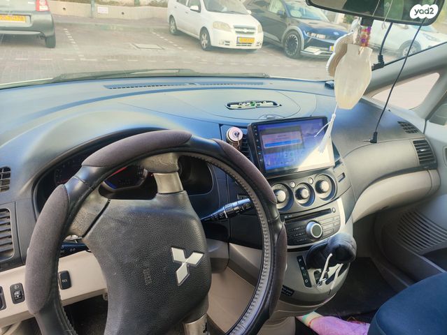 מיצובישי גרנדיס