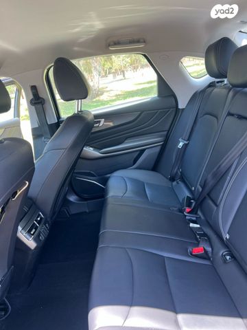 אי.וי איזי  Limo