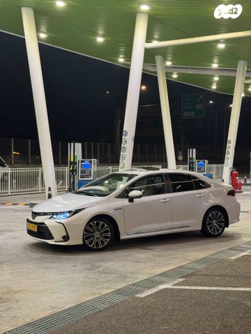 טויוטה קורולה