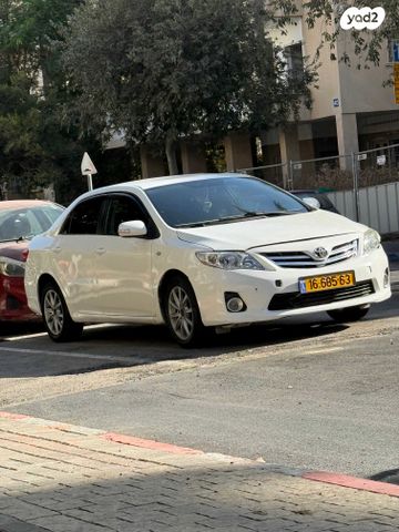 טויוטה קורולה