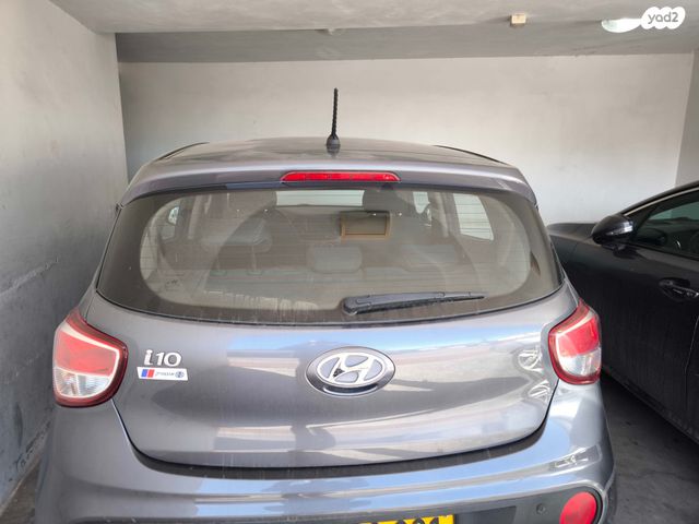 יונדאי i10