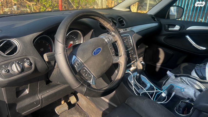 מודעת רכב פורד S-מקס