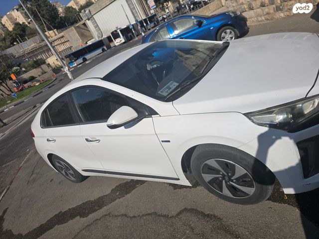 מודעת רכב יונדאי איוניק