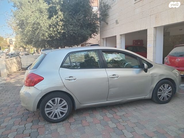 מודעת רכב טויוטה אוריס