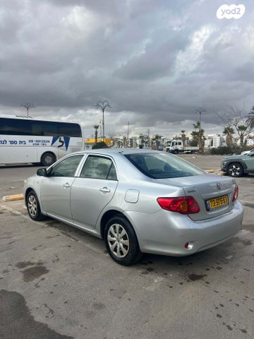 טויוטה קורולה
