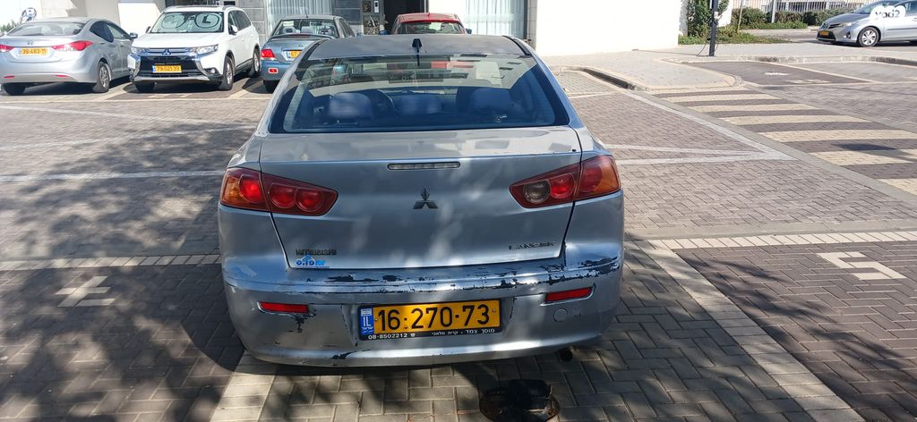 מודעת רכב מיצובישי לנסר