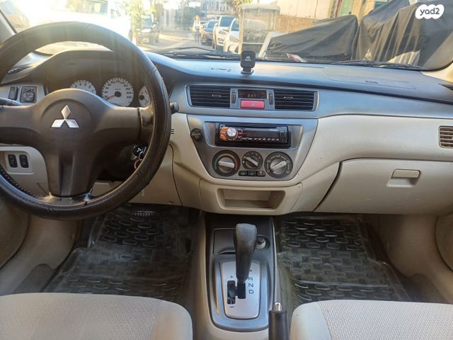 מודעת רכב מיצובישי לנסר