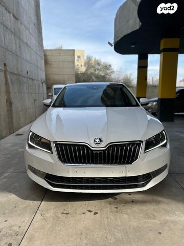 מודעת רכב סקודה סופרב