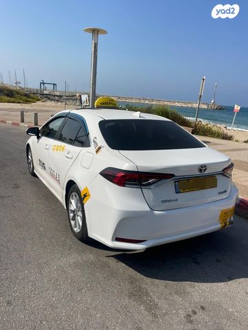 טויוטה קורולה