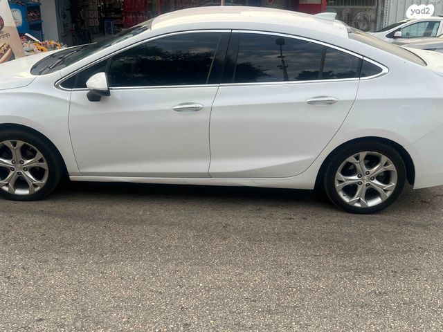 שברולט קרוז