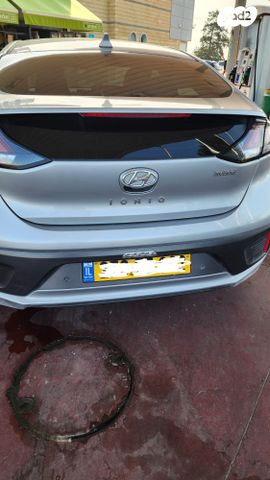 יונדאי איוניק