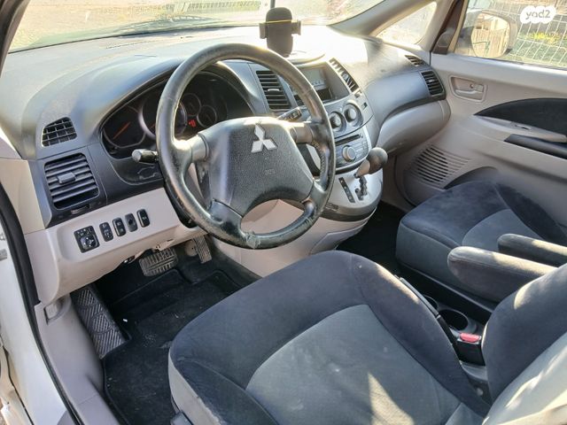 מיצובישי גרנדיס