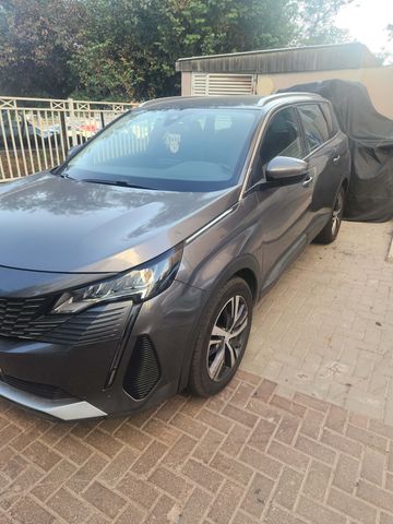 מודעת רכב פיג'ו 5008