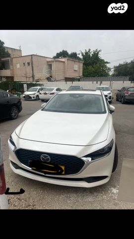 מודעת רכב מאזדה 3