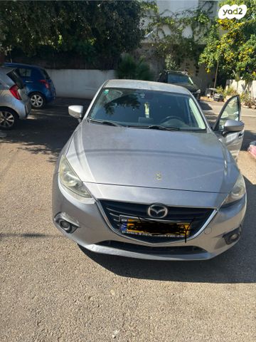 מאזדה 3