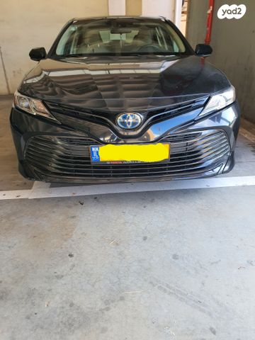 טויוטה קאמרי
