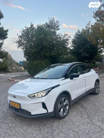 מודעת רכב ג׳ילי Geometry C