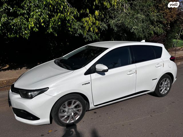 טויוטה אוריס